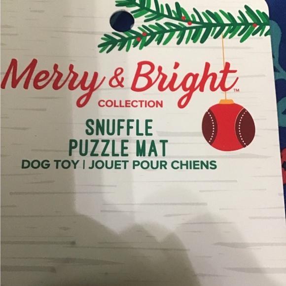 Merry and bright, snuffle, puzzle mat dog toy new with tags. Penguin Christmas. - Picture 2 of 7